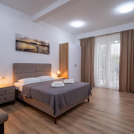 Dane Apartment Airport Podgorica Mitrovici  Esterno foto